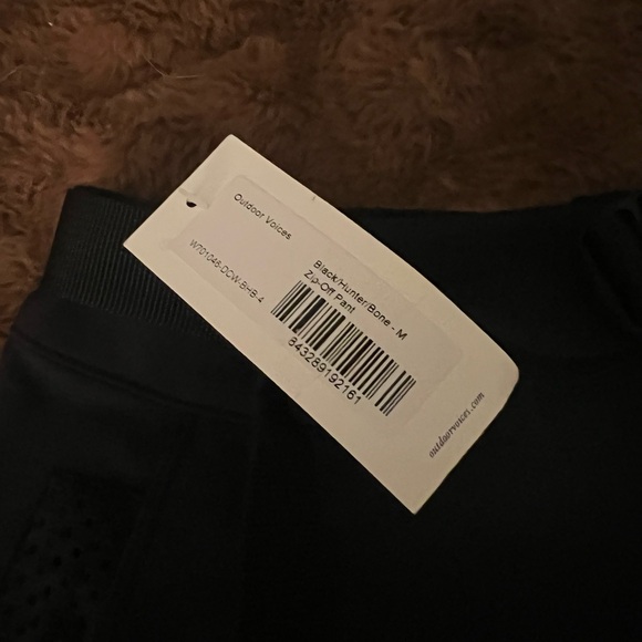 NWT Outdoor Voices RecTrek Zip Off Pants in Black/Hunter/Bone - Picture 6 of 6